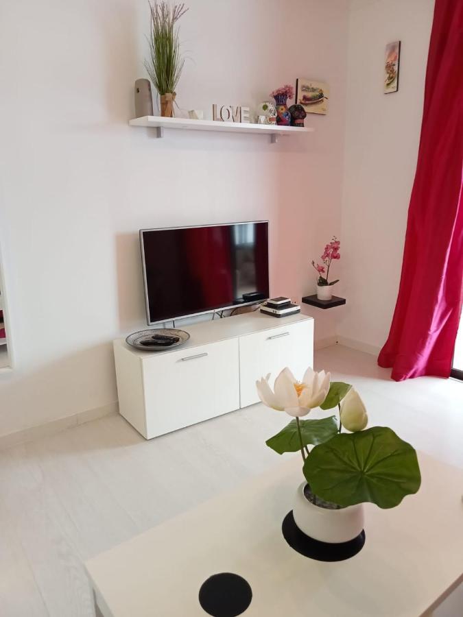 Apartamento en primera línea de mar Tabaiba Exterior foto